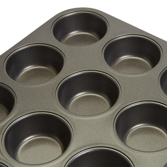 Habitat 12 Cups Non Stick Muffin Tray - gallery image 3