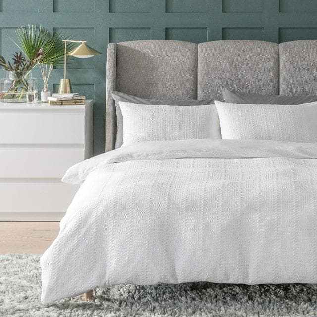 Habitat Patterned Waffle Bedding Set - White - gallery image 1
