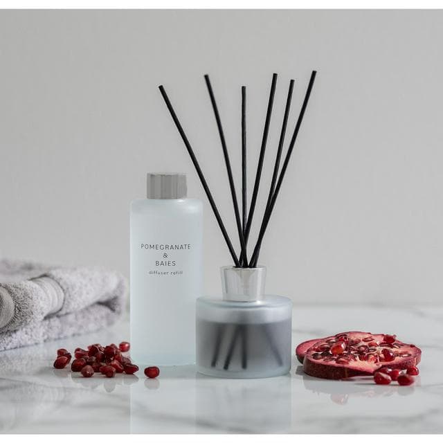 Habitat 90ml Scented Reed Diffuser - Pomegranate & Baies - gallery image 2