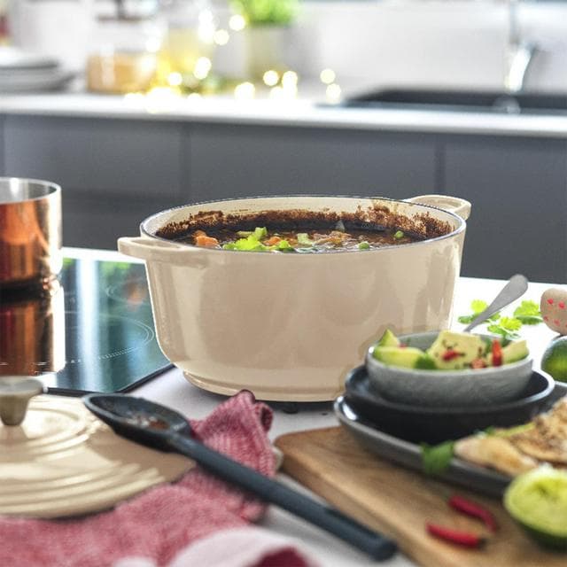 Habitat 5.3 Litre Cast Iron Casserole Dish - Cream - gallery image 2