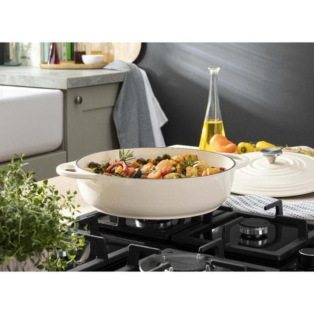 Habitat 4 Litre Cast Iron Casserole Dish - Cream - gallery image 2