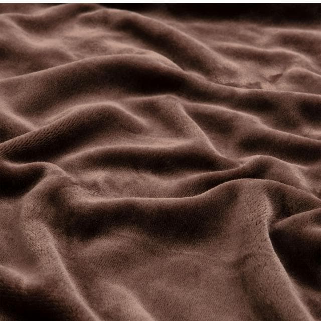 Sainsbury's Home Fleece Throw - Coffee - 125x150 - gallery image 2