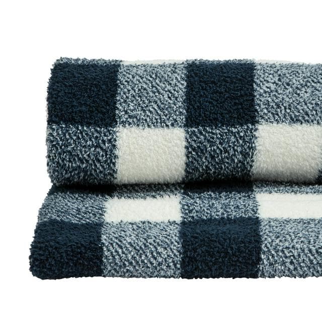 Sainsbury's Home Check Teddy Fleece Throw - Navy - 125x150 - gallery image 4