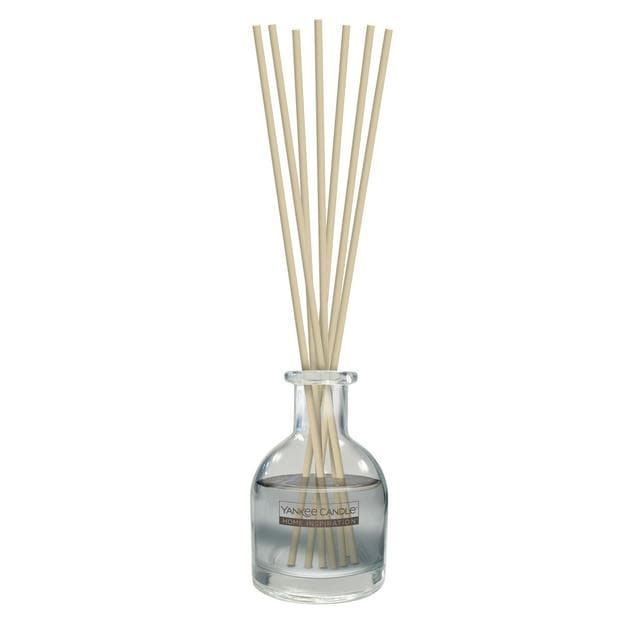 Yankee Candle Diffuser Cosy Up Scent Oil - gallery image 2