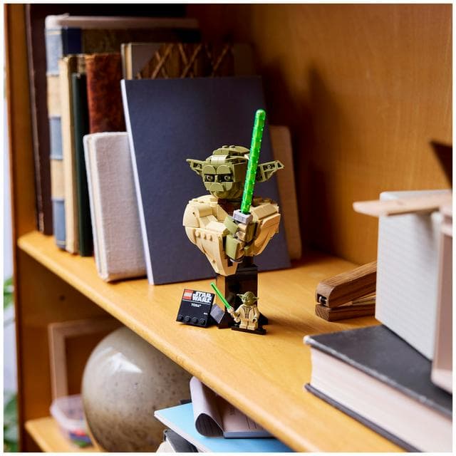 Lego Star Wars Yoda Bust Model Kit Building Kit For Adults 75438 - gallery image 3