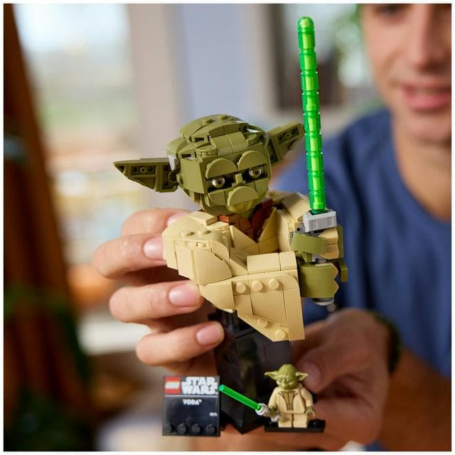 Lego Star Wars Yoda Bust Model Kit Building Kit For Adults 75438 - gallery image 4