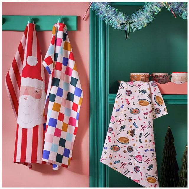 Sainsbury's Home Pack of 3 Novelty Icons Santa Tea Towels - gallery image 4