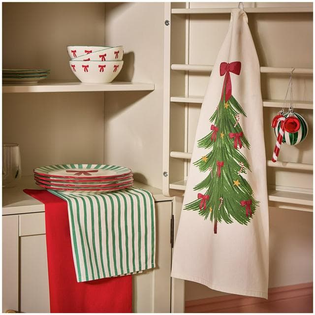 Sainsbury's Home Pack of 3 Bows & Tree Tea Towels - gallery image 4