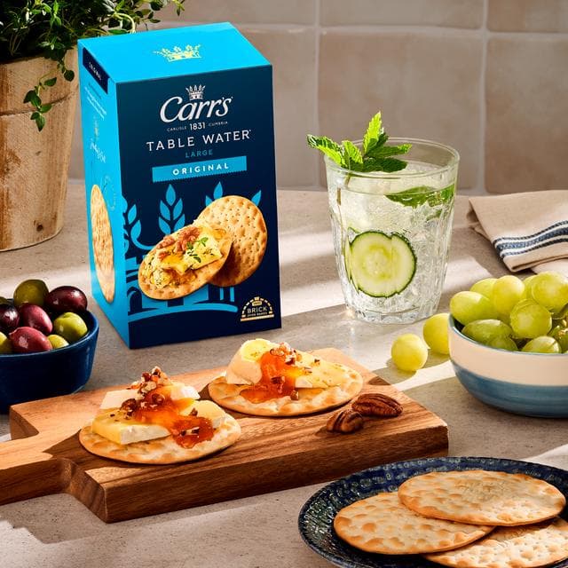 Carr's Table Water Large Crackers 200g - gallery image 2
