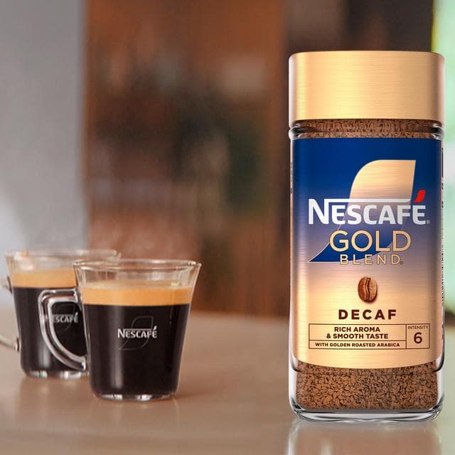 Nescafe Gold Blend Decaf Instant Coffee 190g - gallery image 2