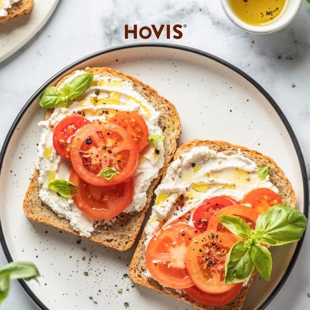 Hovis Thick Sliced Wholemeal Bread 800g - gallery image 6