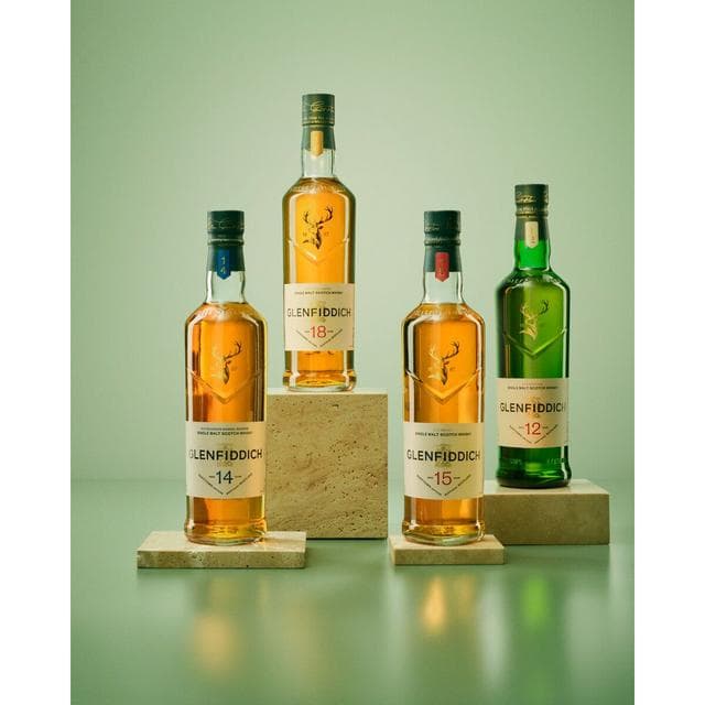 Glenfiddich 12 Year Old Single Malt Scotch Whisky 70cl - gallery image 3