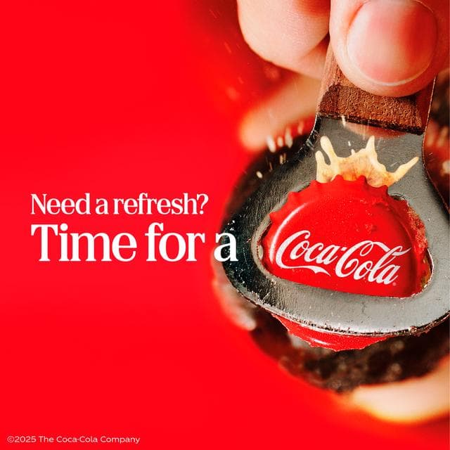 Coca-Cola Original Taste 500ml - gallery image 2