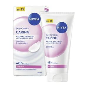 Nivea Nourishing Day Cream Moisturiser for Dry & Sensitive Skin SPF15 50ml