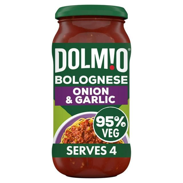 Dolmio Bolognese Onion and Garlic Pasta Sauce 450g - gallery image 1