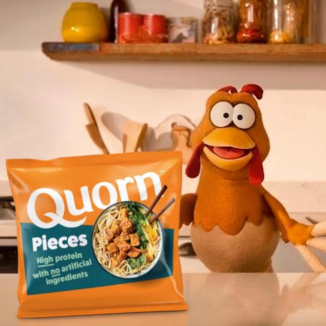 Quorn Vegetarian Chicken Style Pieces 300g - gallery image 3