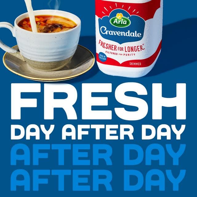 Cravendale Filtered Fresh Skimmed Milk Fresher for Longer 2L - gallery image 3
