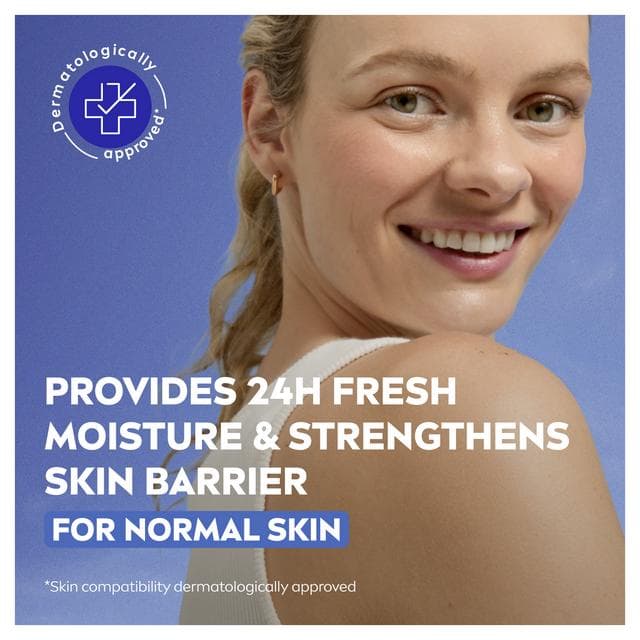 Nivea Refreshing Day Cream Moisturiser SPF15 for Normal Skin 50ml - gallery image 2