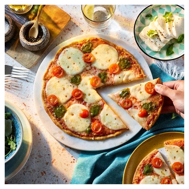 Dr. Oetker Ristorante Mozzarella Pizza 335g - gallery image 2