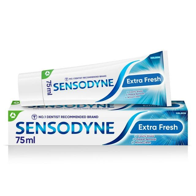 Sensodyne Daily Care Extra Fresh Sensitive Toothpaste 75ml - gallery image 1