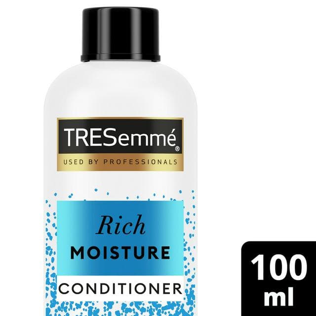 TRESemmé Rich Moisture Travel Size Hair Conditioner 100ml - gallery image 1