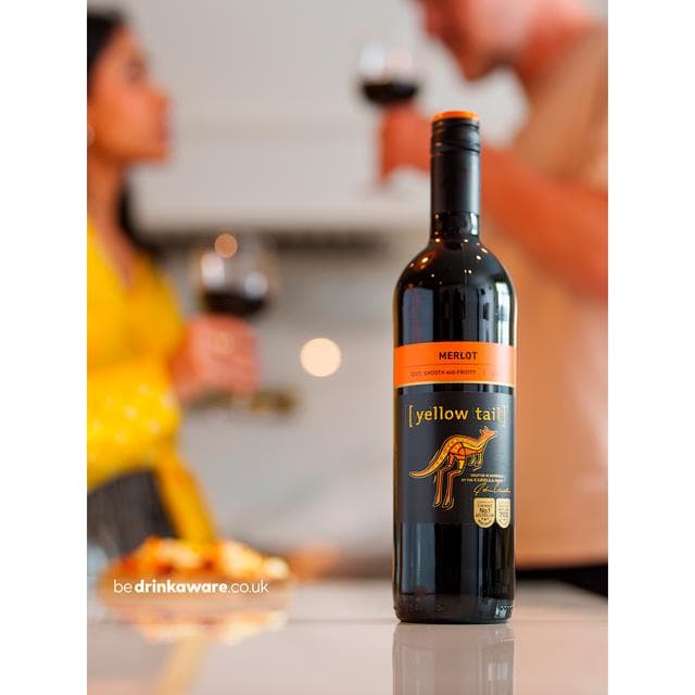 Yellow Tail Merlot Red Wine 75cl - gallery image 4