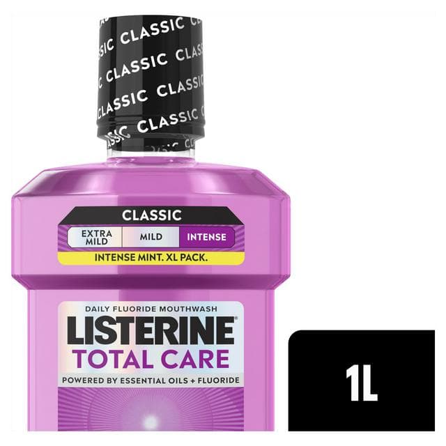 Listerine Total Care 10 in 1 Benefit Clean Mint Mouthwash 1L - gallery image 1