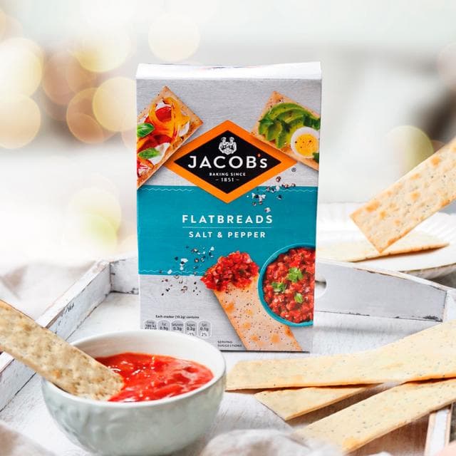 Jacob's Flatbread Salt & Pepper Crackers 150g - gallery image 2