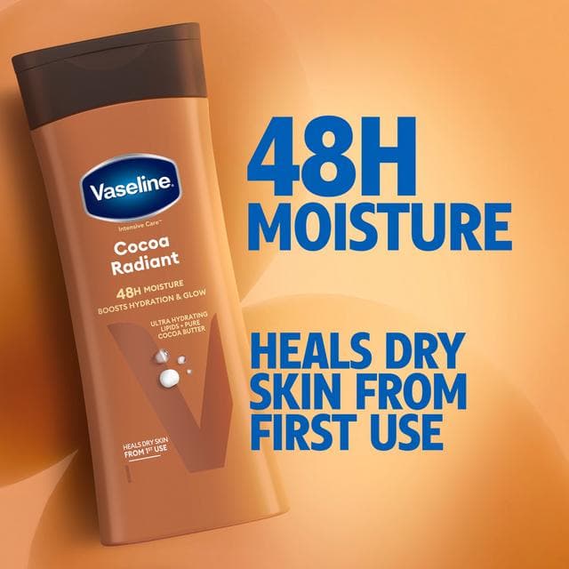 Vaseline Intensive Care Cocoa Radiant Body Lotion Moisturises & Restores Glow to Dry Skin 400ml - gallery image 3