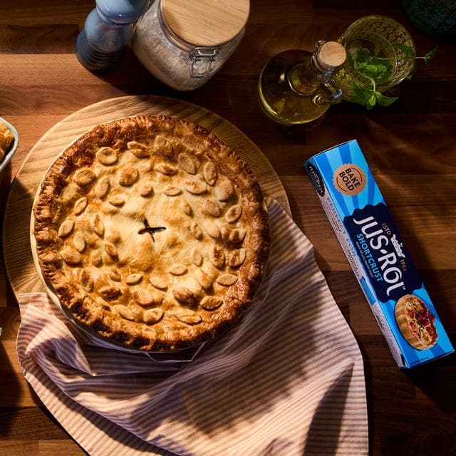 Jus-Rol Shortcrust Pastry Sheets 320g - gallery image 4