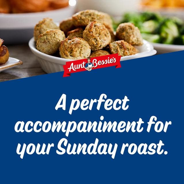 Aunt Bessie's Sage & Onion Stuffing Balls x10 260g - gallery image 3