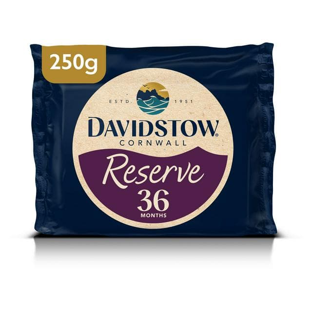 Davidstow Reserve Cornish Vintage Cheddar Cheese 250g - gallery image 1