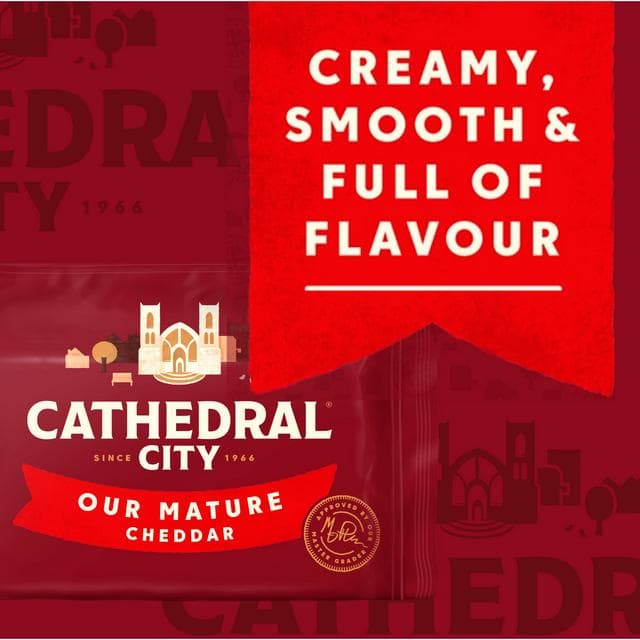 Cathedral City Mature Cheddar Cheese 550g - gallery image 2