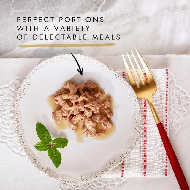 Gourmet Mon Petit Meaty Variety Beef, Chicken & Lamb Wet Cat Food 6 x 50g - gallery image 2