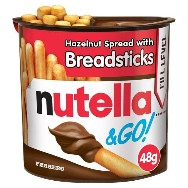 Nutella & Go! Hazelnut & Chocolate Spread + Breadsticks Snack 48g - gallery image 1