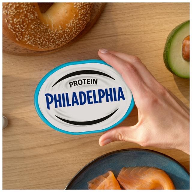 Philadelphia 165g Protein Soft Cream Cheese Tub - gallery image 4