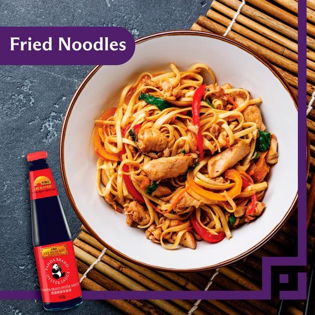 Lee Kum Kee Panda Oyster Sauce 510g - gallery image 4