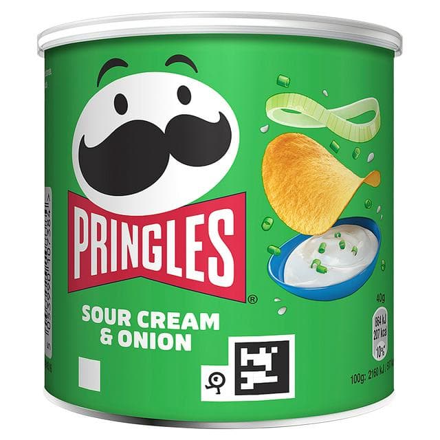 Pringles 12 x 40g Sour Cream & Onion Snacking Crisps - gallery image 1