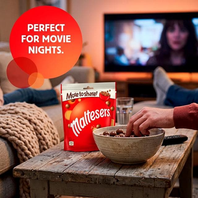 Maltesers Milk Chocolate & Honeycomb Sharing Pouch Bag 158g - gallery image 3