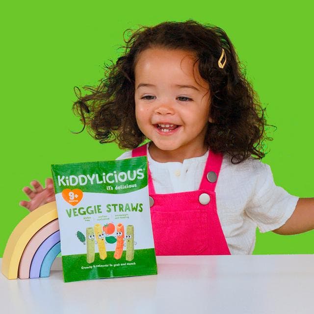 Kiddylicious Cheesy Flavoured Veggie Straws Baby Snacks 4x12g - gallery image 5
