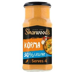 Sharwood's Korma Reduced Fat Curry Sauce 420g