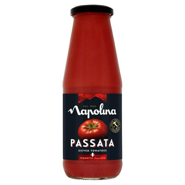 Napolina Tomato Passata 690g - gallery image 1