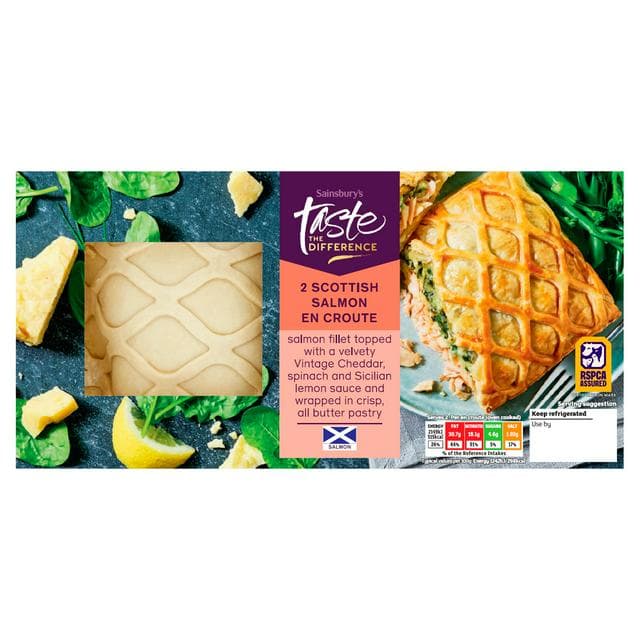Sainsbury's Scottish Salmon, Spinach & Cheddar En Croute, Taste the Difference x2 380g - gallery image 1