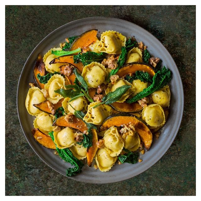 La Famiglia Rana Mushroom & Ricotta Fresh Tortelloni 250g - gallery image 4