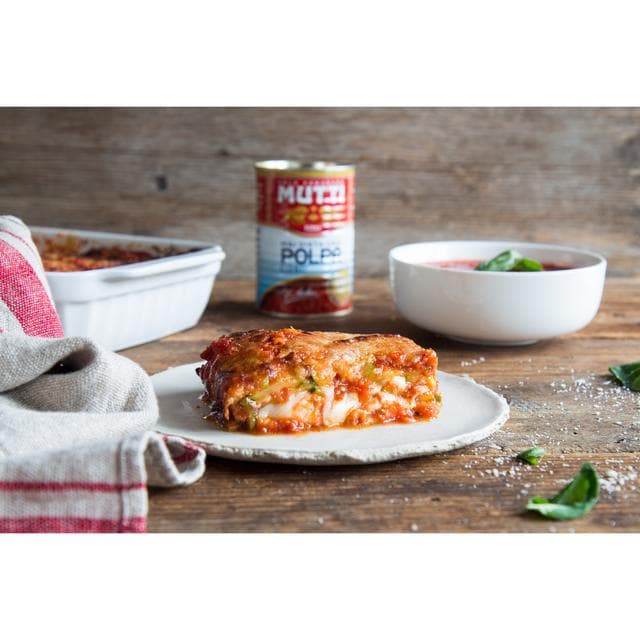 Mutti Finely Chopped Tomatoes 400g - gallery image 3