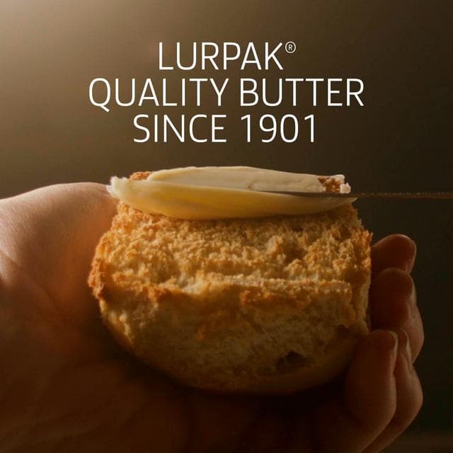 Lurpak Lighter Spreadable Blend of Butter and Rapeseed Oil 750g - gallery image 3