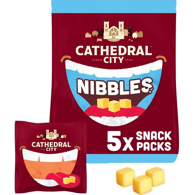 Cathedral City Kids Snack Nibbles Mild Lighter Cheddar Cheese 5x16g - gallery image 1