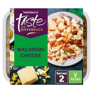 Sainsbury's Vintage Cheddar Macaroni Cheese Ready Meal For 2, Taste The Difference 750g