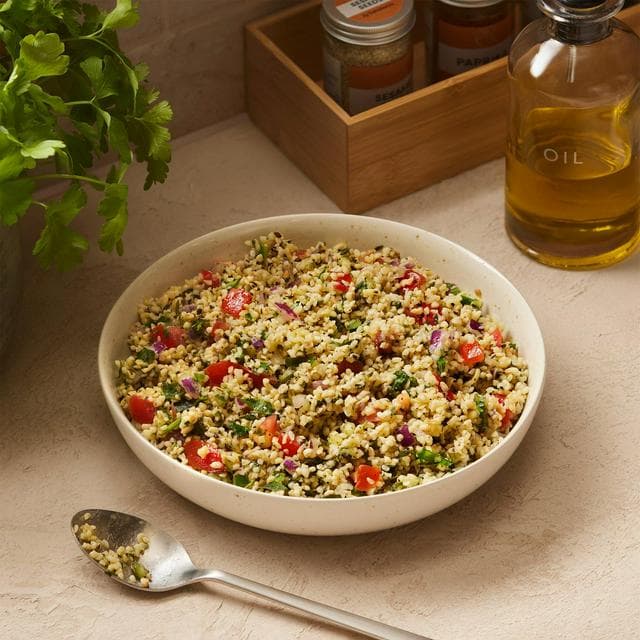 Sainsbury's Tabbouleh Salad Bowl, Taste the Difference 800g - gallery image 1