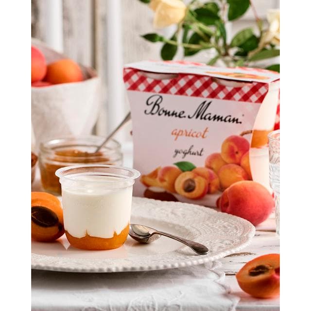 Bonne Maman Yoghurt with an Apricot Layer 4x115g - gallery image 3